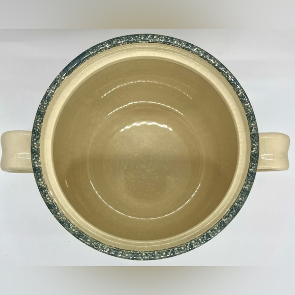 Vintage Home & Garden Stonewear Collection Bumble Bee Design Pot - Picture 4 of 6